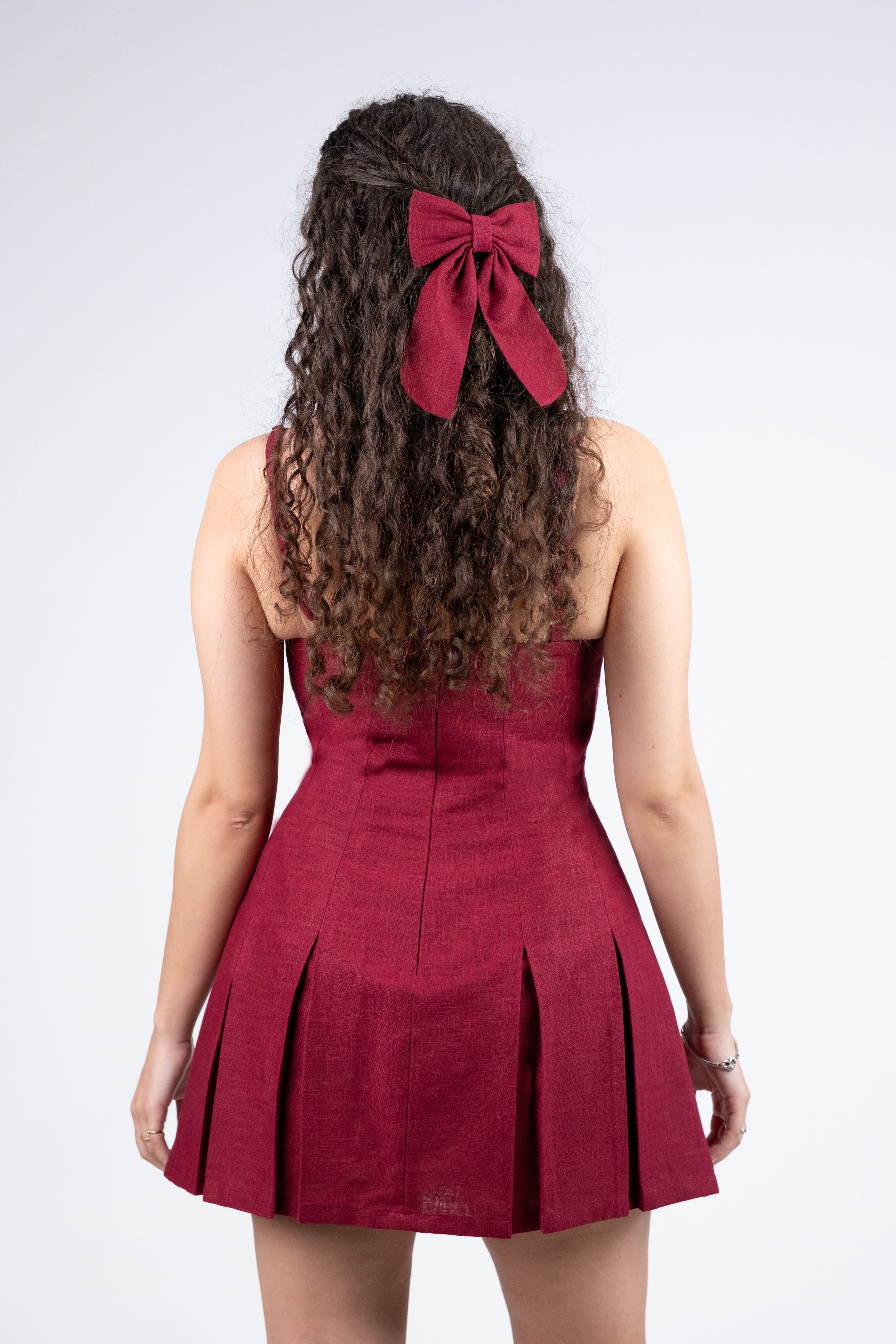 Vestido Curto com Pregas
