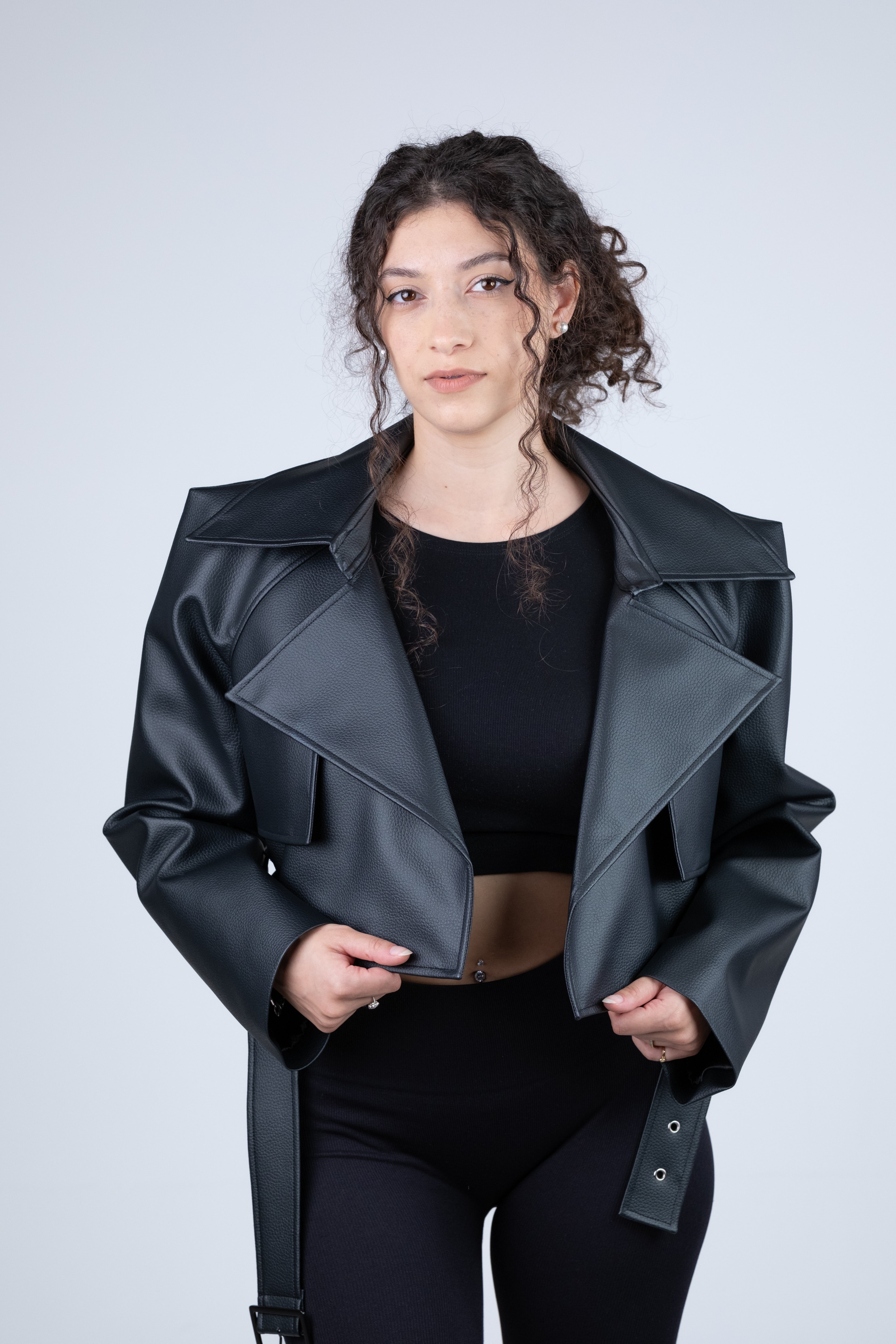 Blusão Biker Curto Oversize Efeito Pele