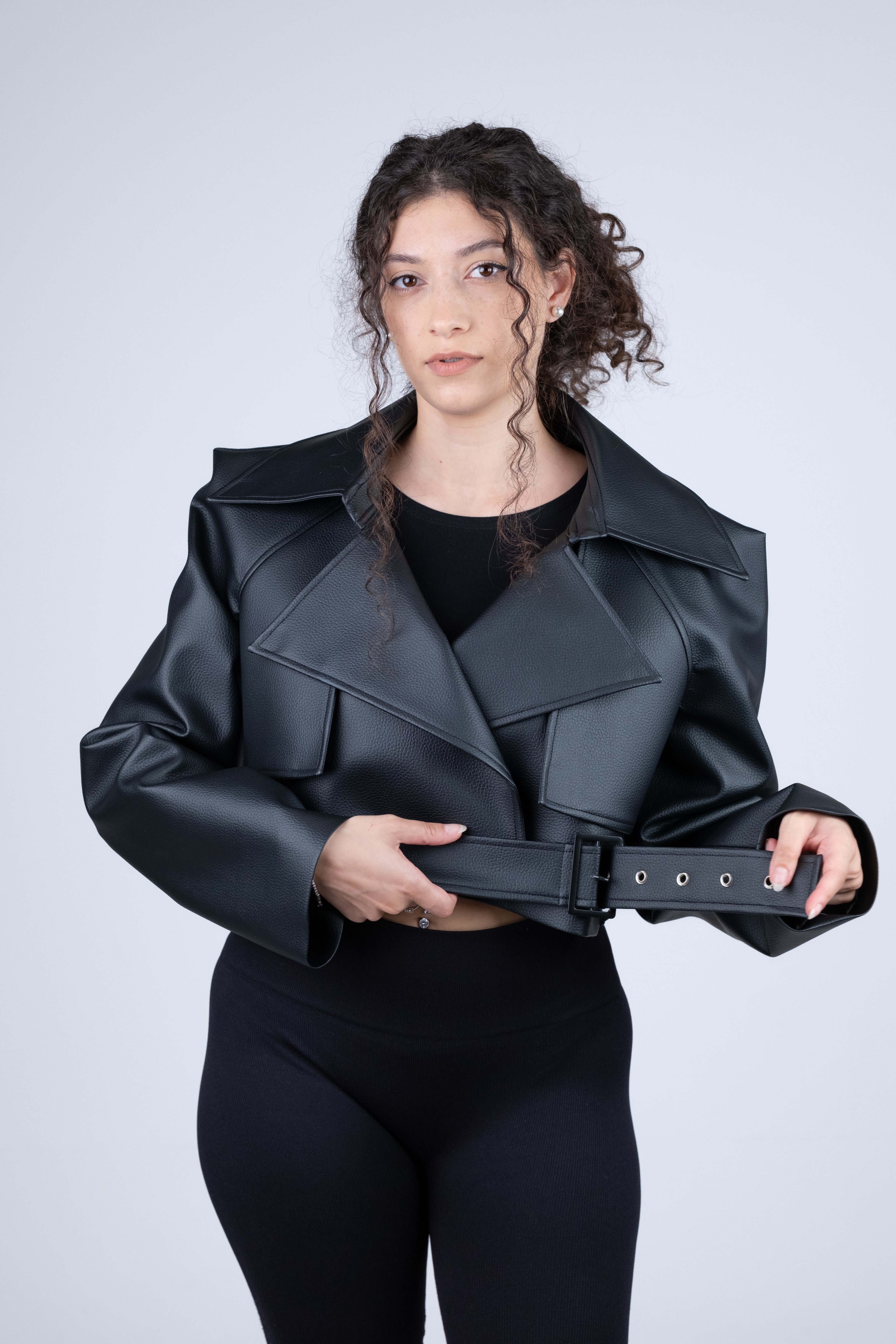 Blusão Biker Curto Oversize Efeito Pele